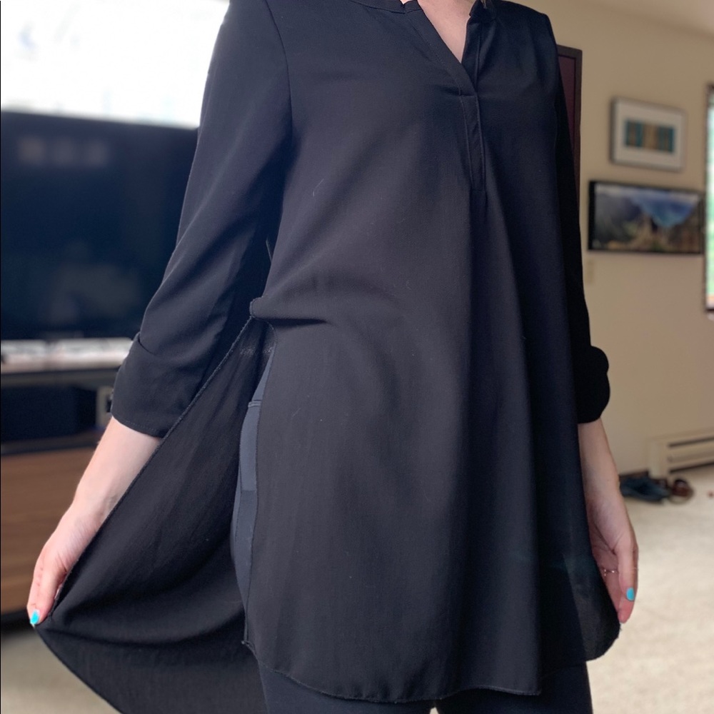 Flowy Black top